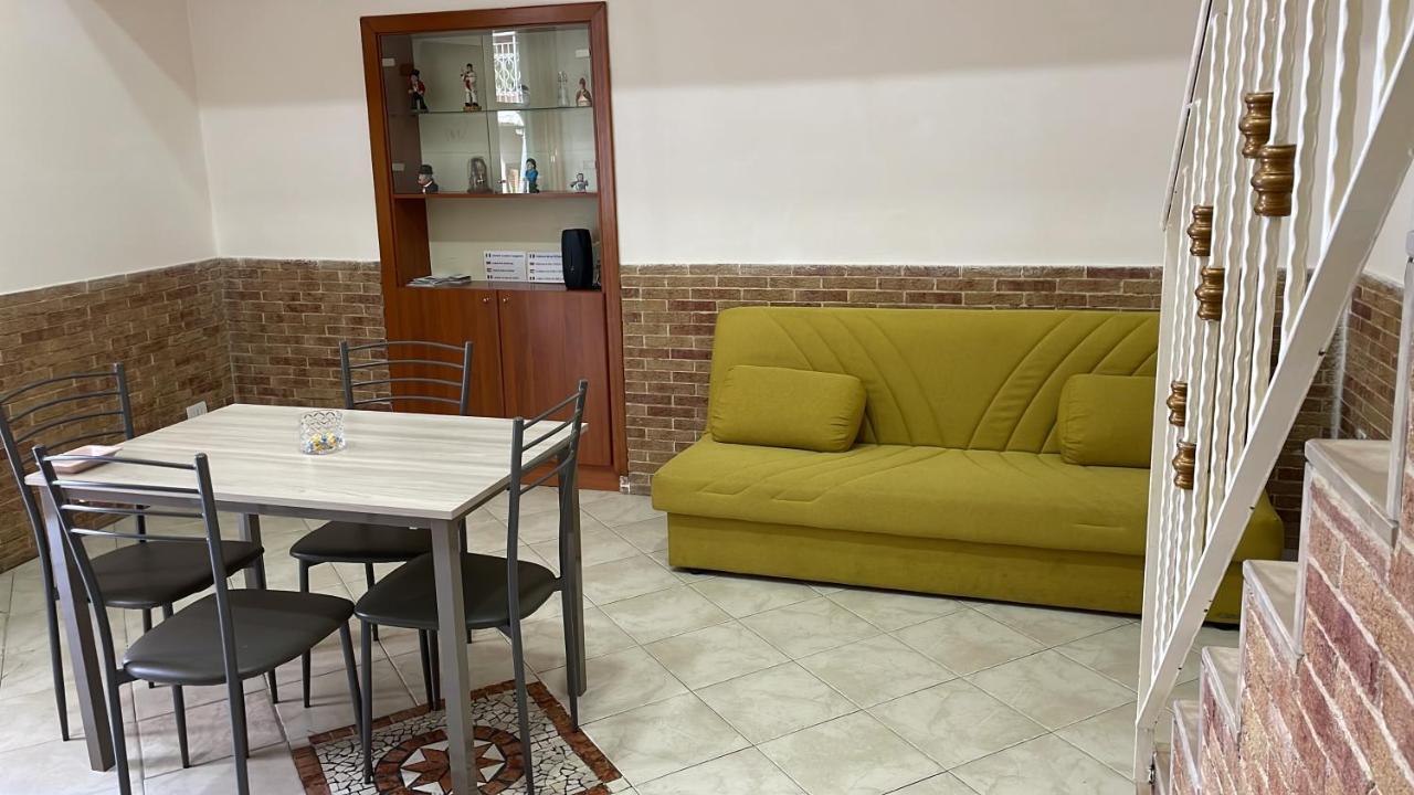 Casa Emilia Apartment Naples Luaran gambar