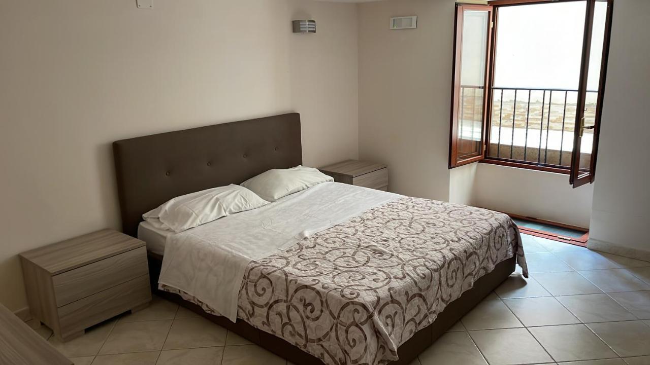 Casa Emilia Apartment Naples Luaran gambar